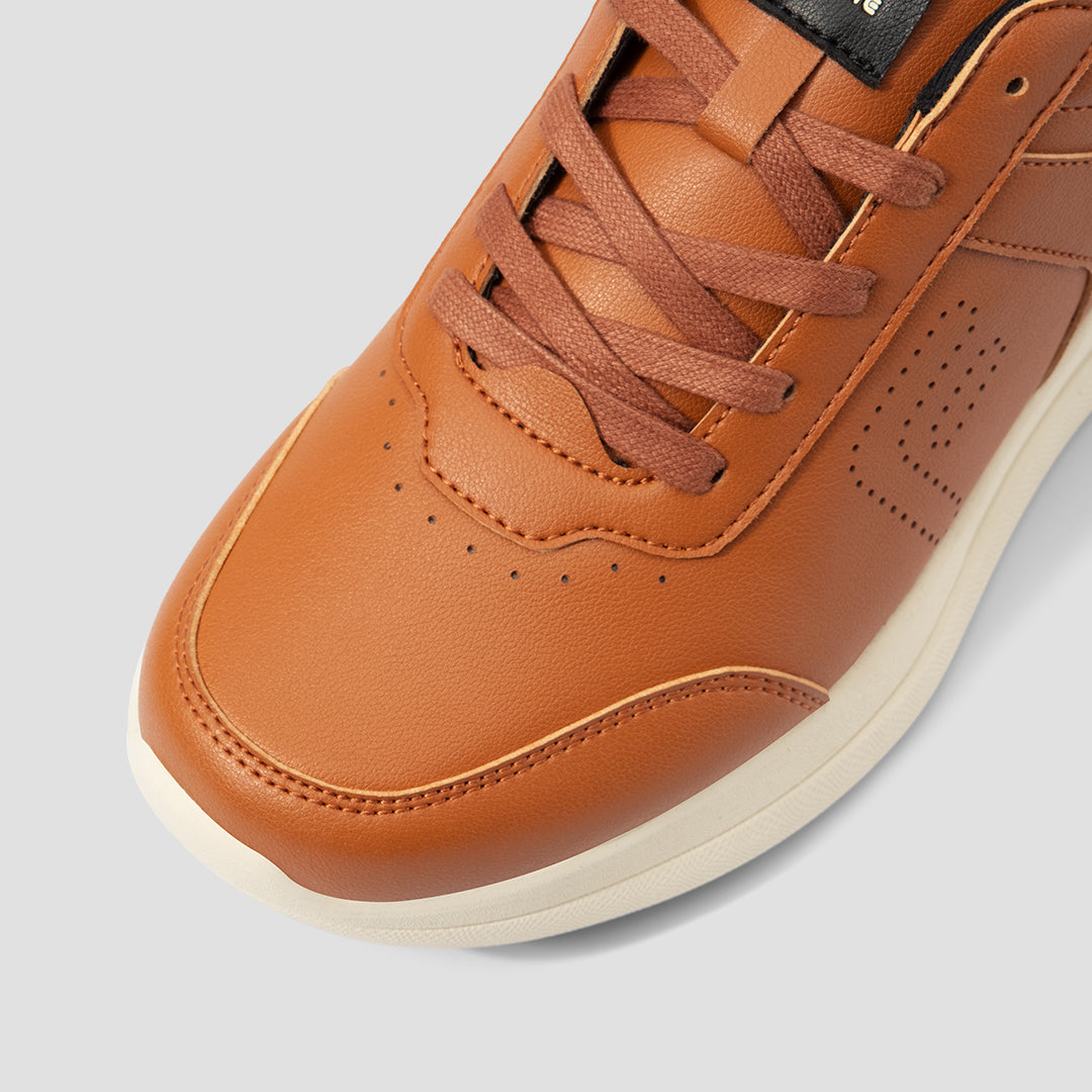 Men's FitVille Men's BriskWalk Deluxe Lace-up Business Casual Sneaker