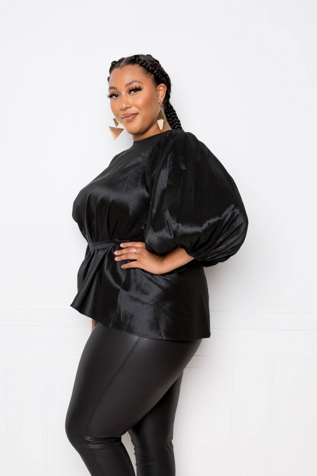 Women's Voluminous Top With Waist Tie (3X Only)