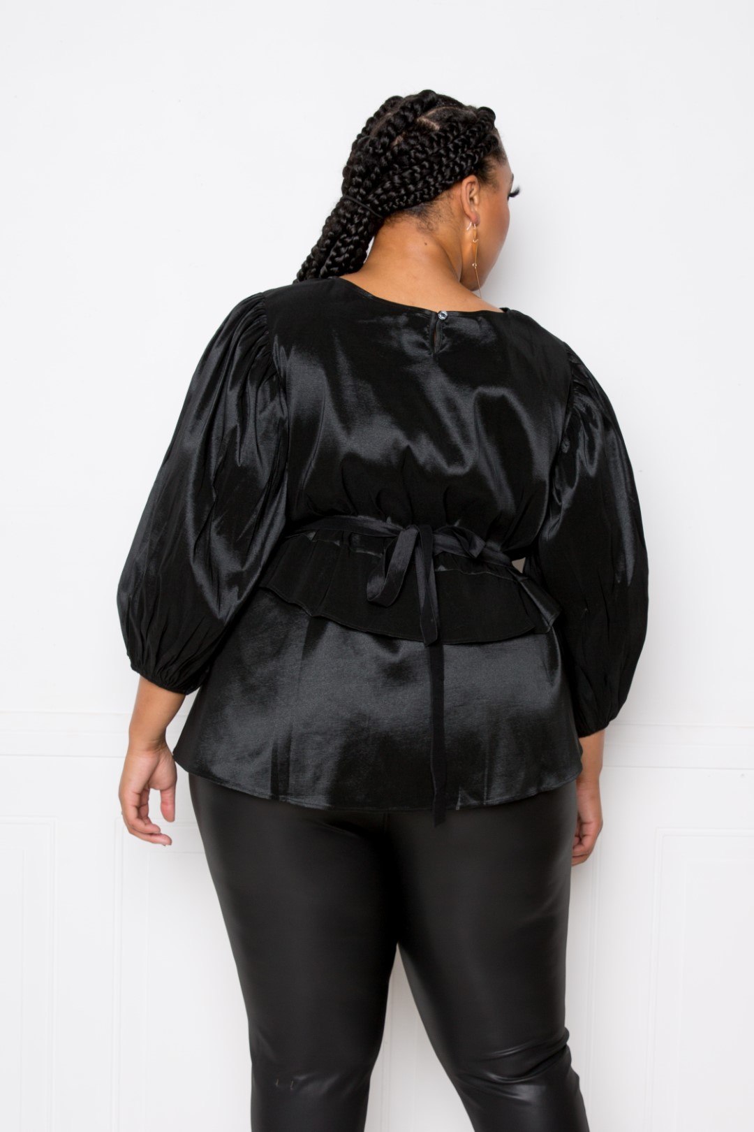 Women's Voluminous Top With Waist Tie (3X Only)
