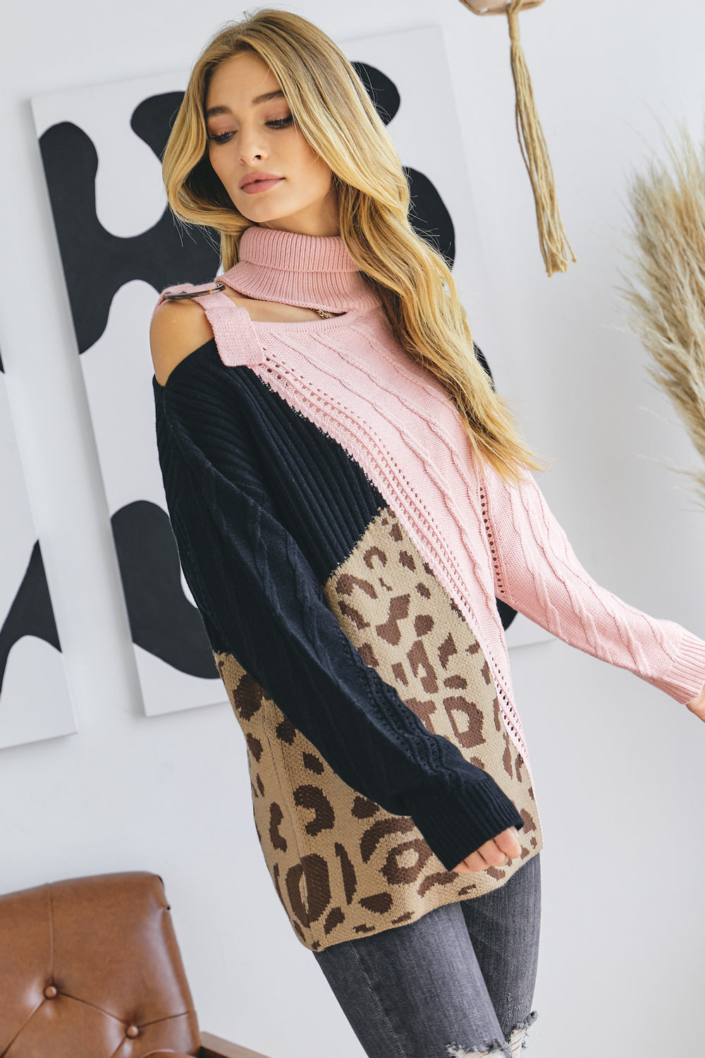 Women's Turtle Neck Color Block Cutout Sweater