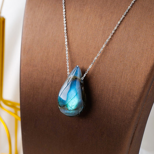 Women's Natural Crystal Labradorite Drop Pendant Necklace