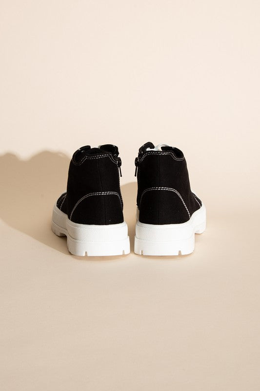 Women's CRAYON-G LACE UP SNEAKERS
