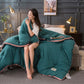 Thickened And Warm All-season Quilt