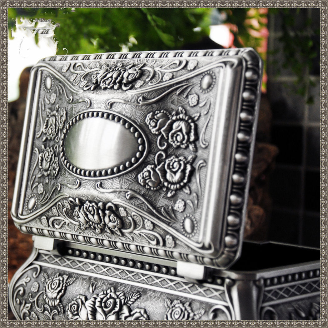 Vintage Style Jewelry Box