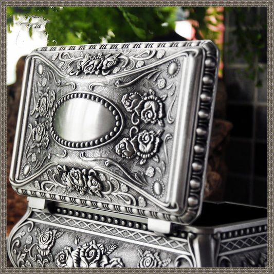 Vintage Style Jewelry Box