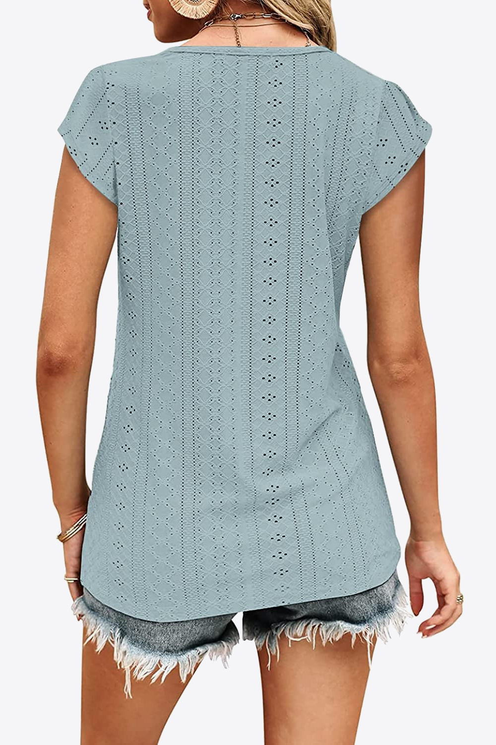 Women's Eyelet Contrast V-Neck Tee