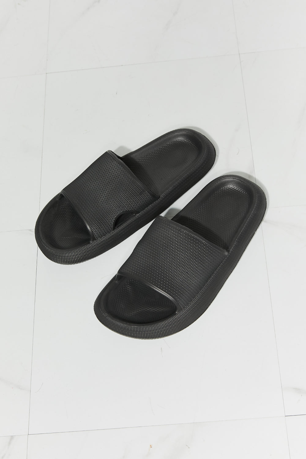 Women's MM Shoes Arms Around Me Open Toe Slide in Black
