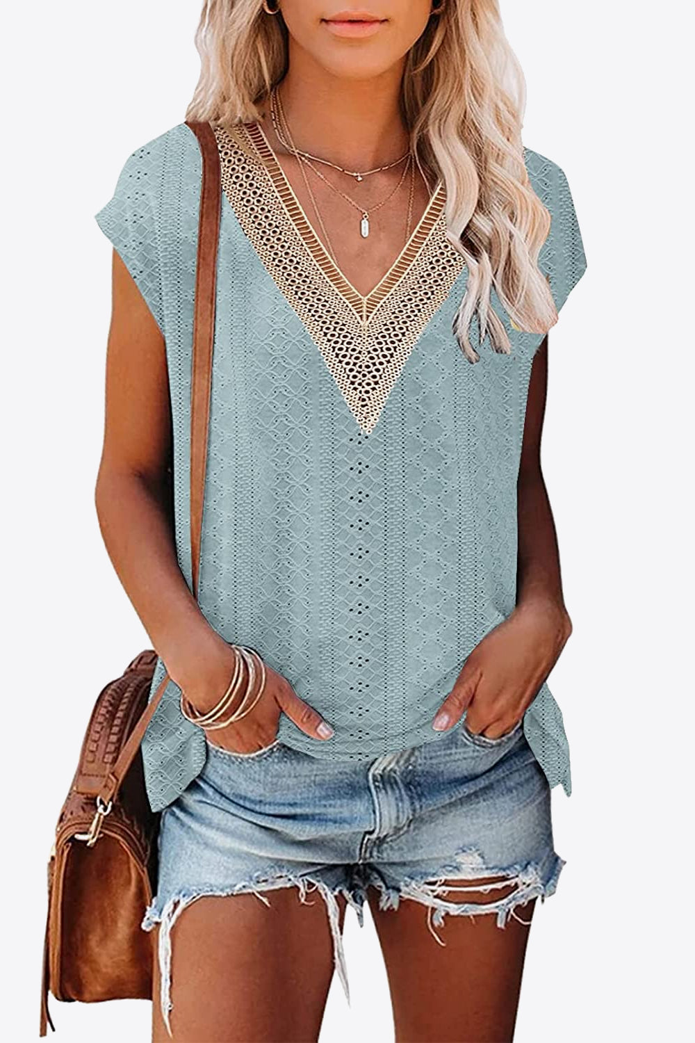 Women's Eyelet Contrast V-Neck Tee