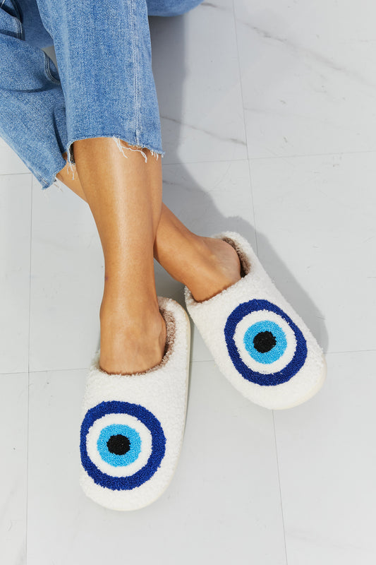 Women's MM Shoes Eye Plush Slipper