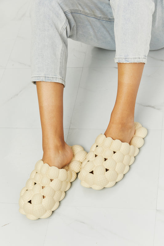 Women's NOOK JOI Laid Back Bubble Slides in Khaki