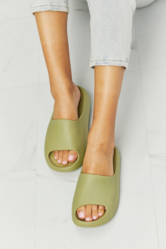 Women's NOOK JOI In My Comfort Zone Slides in Green