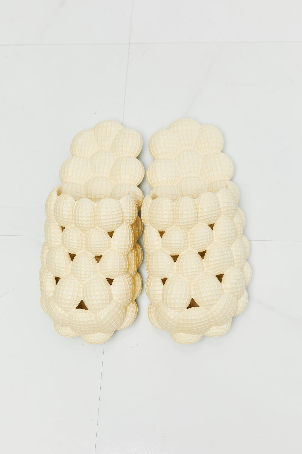 Women's NOOK JOI Laid Back Bubble Slides in Khaki