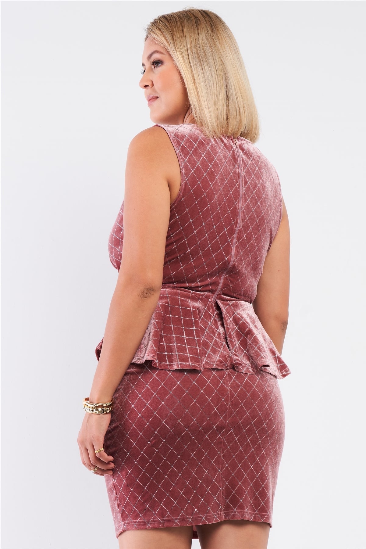 Women's Plus Quilted Glitter Sleeveless Bow Gathered Plunging V-neck Mini Dress