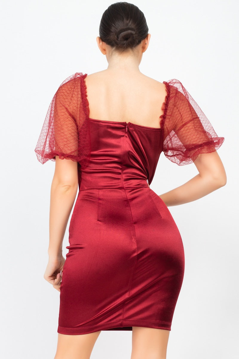 Women's Lace Sleeves Back Zipped Mini Dress