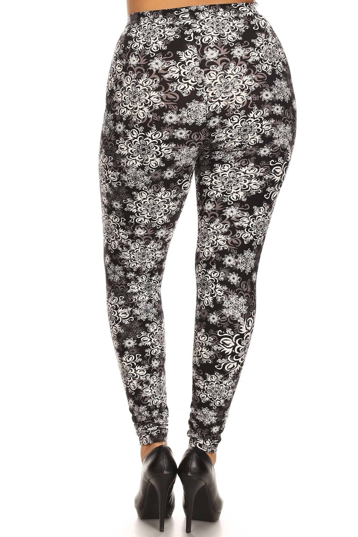 Women's Plus Size Abstract Print, Full Length Leggings In A Slim Fitting Style With A Banded High Waist