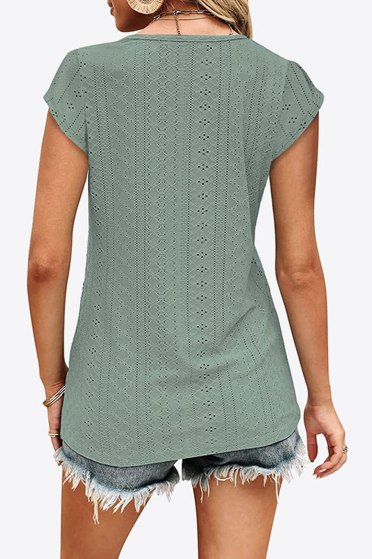 Women's Eyelet Contrast V-Neck Tee